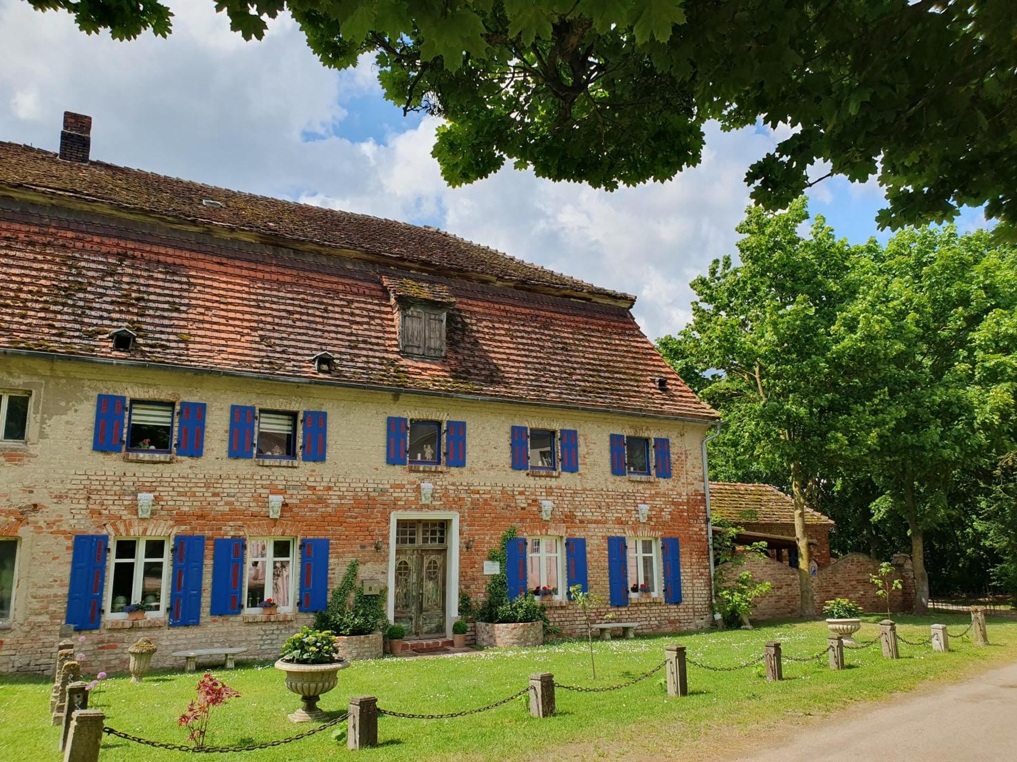 Gesindehaus am Schloss Kummerower See Kummerow  Exterior foto